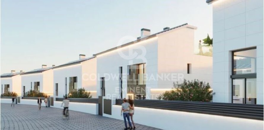 4 bedrooms house for sale in Montgat, Barcelona, Catalonia, Spain № 5321