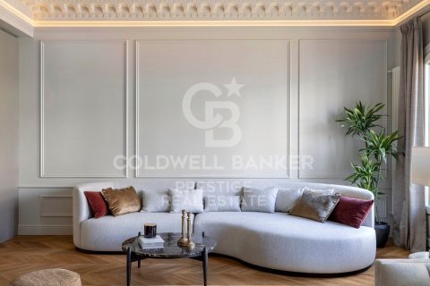3 bedrooms penthouse for sale in Barcelona, Catalonia, Spain № 5318 - photo 5