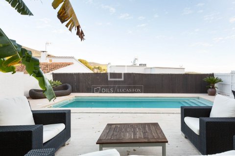 Купить виллу в Кастельдефельс, Испания с 4 спальни, 245м², № 4326 - фото 7