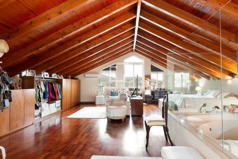 Купить виллу в Кастельдефельс, Испания с 4 спальни, 245м², № 4326 - фото 19