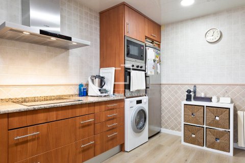 Купить виллу в Кастельдефельс, Испания с 4 спальни, 245м², № 4326 - фото 27