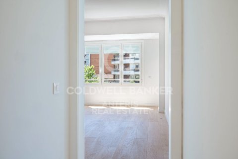 3 bedrooms apartment for sale in Barcelona, Catalonia, Spain № 7841 - photo 29