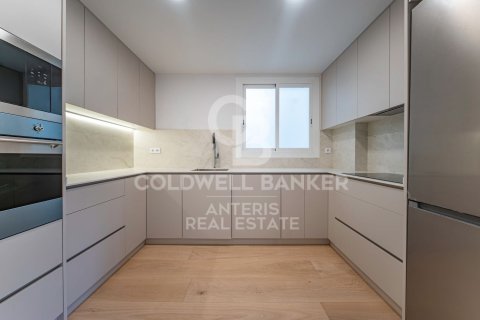 3 bedrooms apartment for sale in Barcelona, Catalonia, Spain № 7841 - photo 21