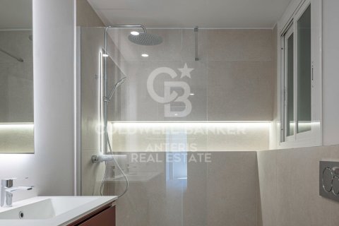 3 bedrooms apartment for sale in Barcelona, Catalonia, Spain № 7841 - photo 11