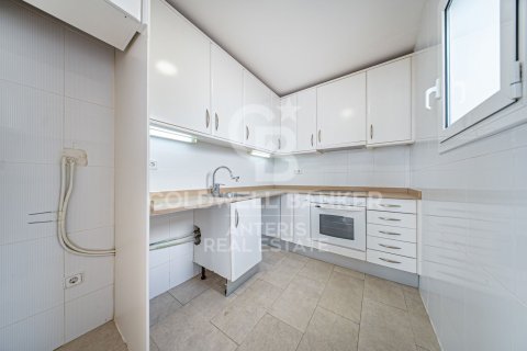 Ático de 2 dormitorios en venta en Barcelona, Cataluña, Spain № 7843 - foto 16