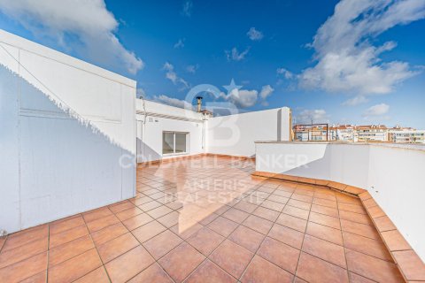 Ático de 2 dormitorios en venta en Barcelona, Cataluña, Spain № 7843 - foto 28