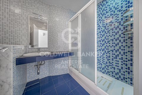 Ático de 2 dormitorios en venta en Barcelona, Cataluña, Spain № 7843 - foto 12