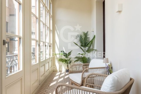 203 sq.m. apartment for sale in Barcelona, Catalonia, Spain № 7844 - photo 7