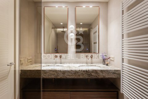 203 sq.m. apartment for sale in Barcelona, Catalonia, Spain № 7844 - photo 15