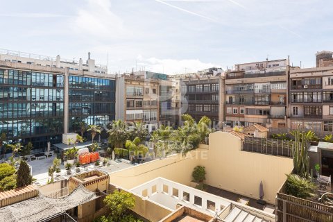 203 sq.m. apartment for sale in Barcelona, Catalonia, Spain № 7844 - photo 6