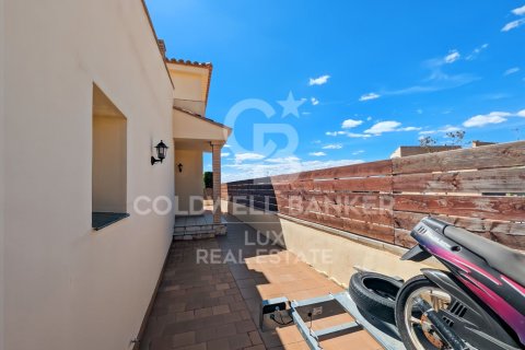 3 bedrooms house for sale in Pau, Girona, Catalonia, Spain № 7840 - photo 5