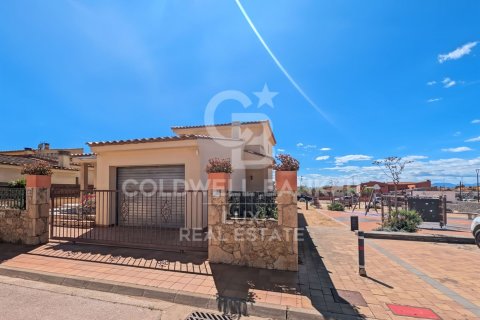3 bedrooms house for sale in Pau, Girona, Catalonia, Spain № 7840