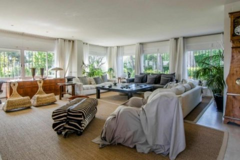 9 bedrooms house for sale in Sant Andreu de Llavaneres, Barcelona, Catalonia, Spain № 1751 - photo 6