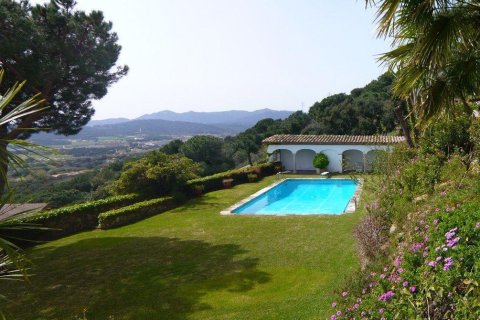 13 bedrooms house for sale in Platja D'aro, Girona, Catalonia, Spain № 1750 - photo 6