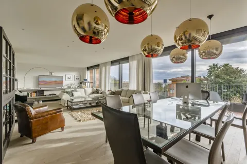 4 bedrooms apartment for sale in Barcelona, Catalonia, Spain № 1748 - photo 3