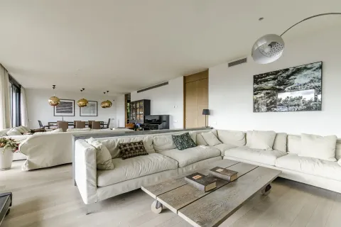 4 bedrooms apartment for sale in Barcelona, Catalonia, Spain № 1748 - photo 9
