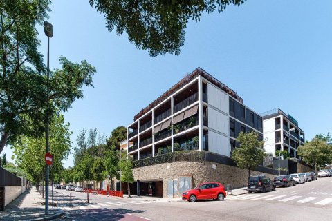 4 bedrooms apartment for sale in Barcelona, Catalonia, Spain № 1748