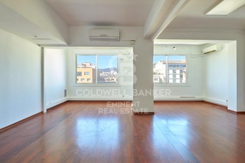 apartment for sale in Barcelona, Catalonia, Spain № 6025