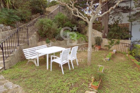 Сasa de 5 dormitorios en venta en Begur, Gerona, Cataluña, Spain № 6030 - foto 3