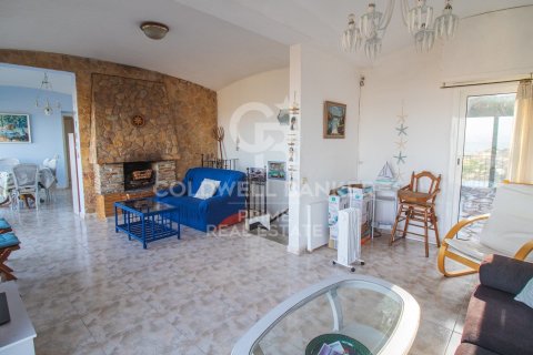Сasa de 5 dormitorios en venta en Begur, Gerona, Cataluña, Spain № 6030 - foto 7