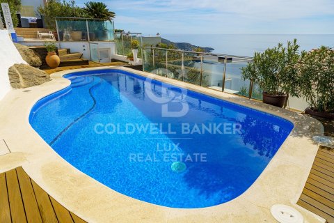 5 bedrooms villa for sale in Roses, Girona, Catalonia, Spain № 6027 - photo 7