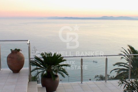 5 bedrooms villa for sale in Roses, Girona, Catalonia, Spain № 6027 - photo 4