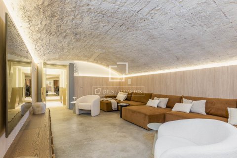 2 bedrooms apartment for sale in Barcelona, Catalonia, Spain № 4061 - photo 29