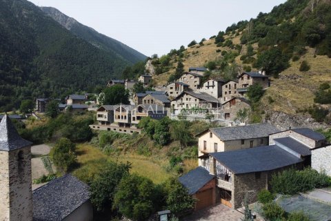 Сasa de 4 dormitorios en venta en Principado De Andorra (Ninguna Poblacion Tiene C.P.), Lérida, Cataluña, Spain № 5635 - foto 20