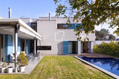 Купить виллу в Вальроманес, Испания с 5 спален, 424м², № 6429 - фото 3