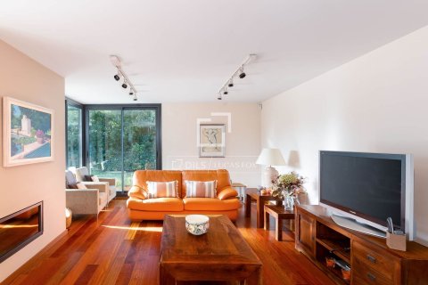 Купить виллу в Вальроманес, Испания с 5 спален, 424м², № 6429 - фото 7