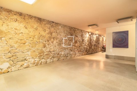 2 bedrooms apartment for sale in Barcelona, Catalonia, Spain № 6424 - photo 24