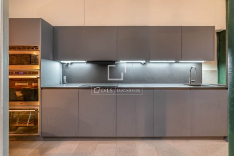 2 bedrooms apartment for sale in Barcelona, Catalonia, Spain № 6424 - photo 19