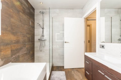 3 chambres penthouse à vendre à Barcelona, Catalonia, Spain № 8952 - photo 26