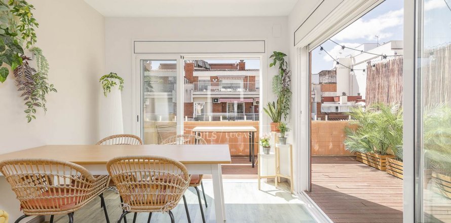 3 bedrooms penthouse for sale in Barcelona, Catalonia, Spain № 8952