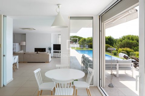 5 bedrooms villa for sale in Sant Andreu de Llavaneres, Barcelona, Catalonia, Spain № 8951 - photo 8