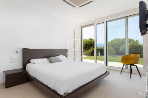 5 bedrooms villa for sale in Sant Andreu de Llavaneres, Barcelona, Catalonia, Spain № 8951 - photo 12
