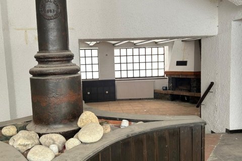 Купить коммерческую недвижимость в Пуигсерда, Испания 850м², № 4837 - фото 3