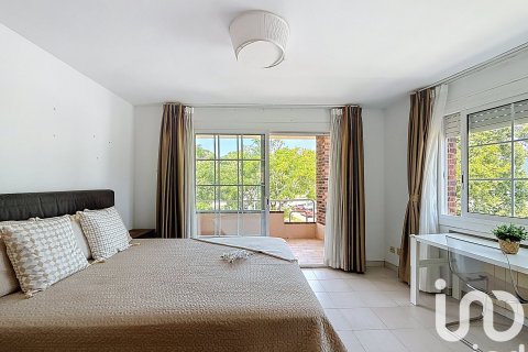 Купить таунхаус в Эль Масноу, Испания с 5 спален, 276м², № 4835 - фото 29