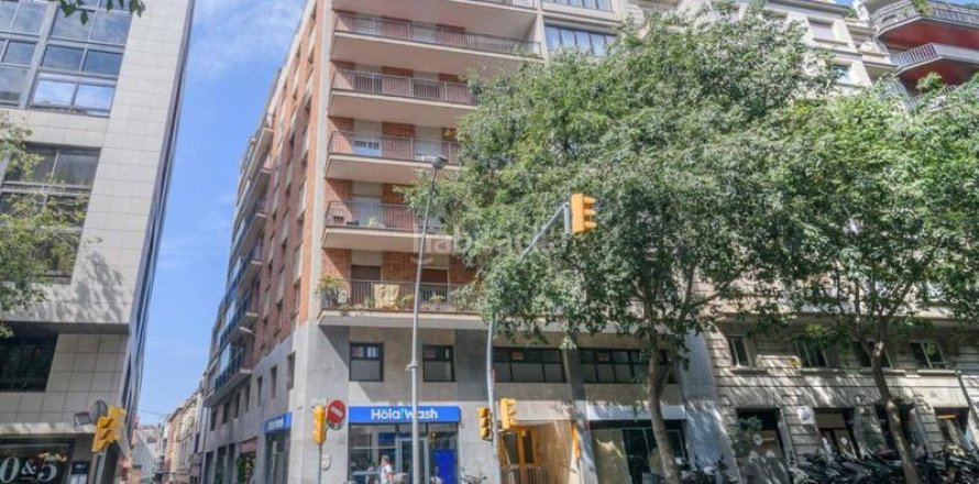 479 sq.m. office for sale in Barcelona, Catalonia, Spain № 2531