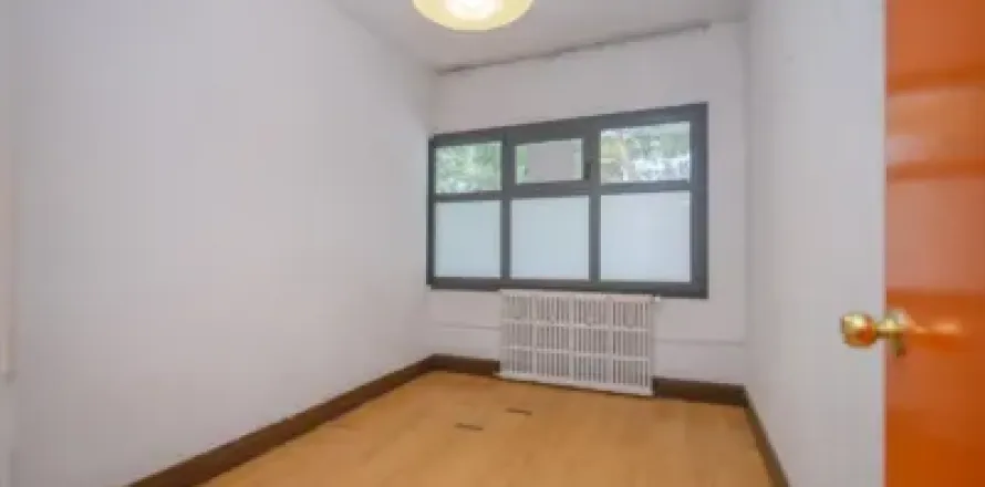 479 sq.m. office for sale in Barcelona, Catalonia, Spain № 2528