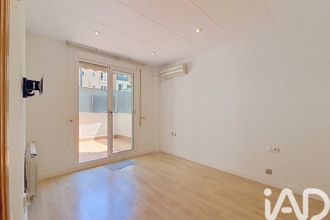 3 bedrooms apartment for sale in Barcelona, Catalonia, Spain № 8312 - photo 13
