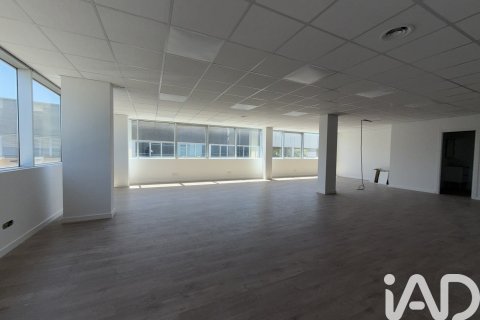 121 sq.m. office for rent in Lleida, Catalonia, Spain № 8308 - photo 21