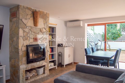 Сasa de 3 dormitorios en venta en Tossa de Mar, Gerona, Cataluña, Spain № 6681 - foto 21