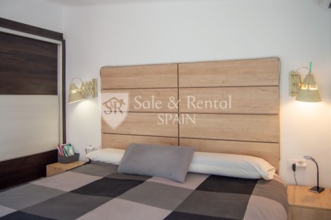 Сasa de 3 dormitorios en venta en Tossa de Mar, Gerona, Cataluña, Spain № 6681 - foto 6
