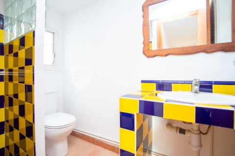 Сasa de 3 dormitorios en venta en Tossa de Mar, Gerona, Cataluña, Spain № 6681 - foto 12