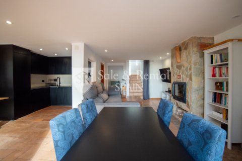 Сasa de 3 dormitorios en venta en Tossa de Mar, Gerona, Cataluña, Spain № 6681 - foto 28