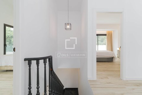 8 bedrooms villa for sale in Sant Andreu de Llavaneres, Barcelona, Catalonia, Spain № 3806 - photo 26