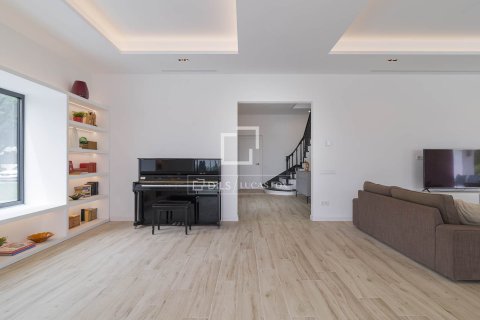 8 bedrooms villa for sale in Sant Andreu de Llavaneres, Barcelona, Catalonia, Spain № 3806 - photo 17