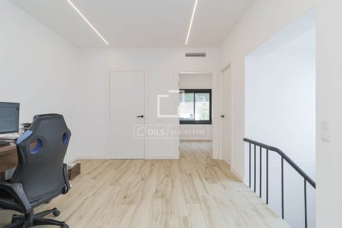 8 bedrooms villa for sale in Sant Andreu de Llavaneres, Barcelona, Catalonia, Spain № 3806 - photo 21
