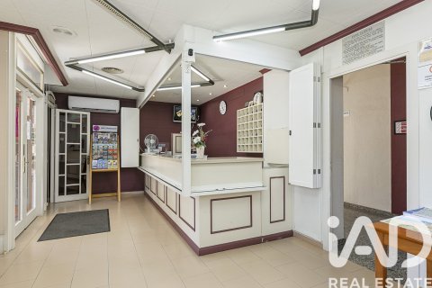 Купить коммерческую недвижимость в Калафелл, Испания 2924м², № 7375 - фото 8